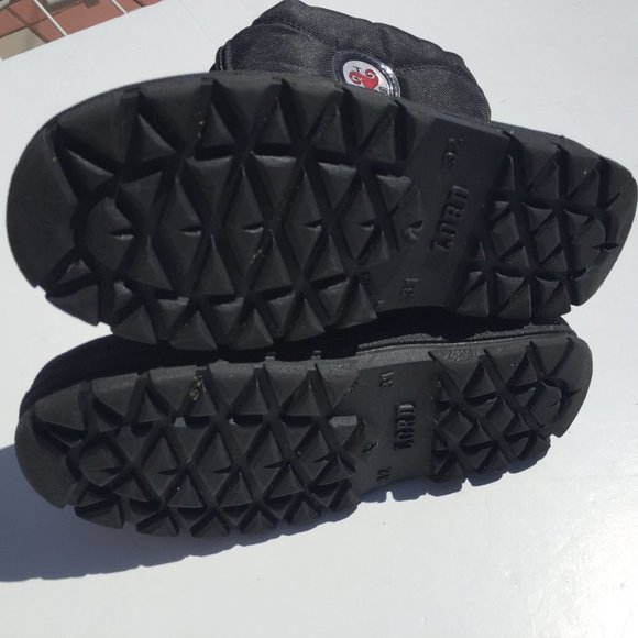 Emmevi Lord black snow boots, size 13/1 kids front zipper insulated, waterproof - Picture 6 of 7